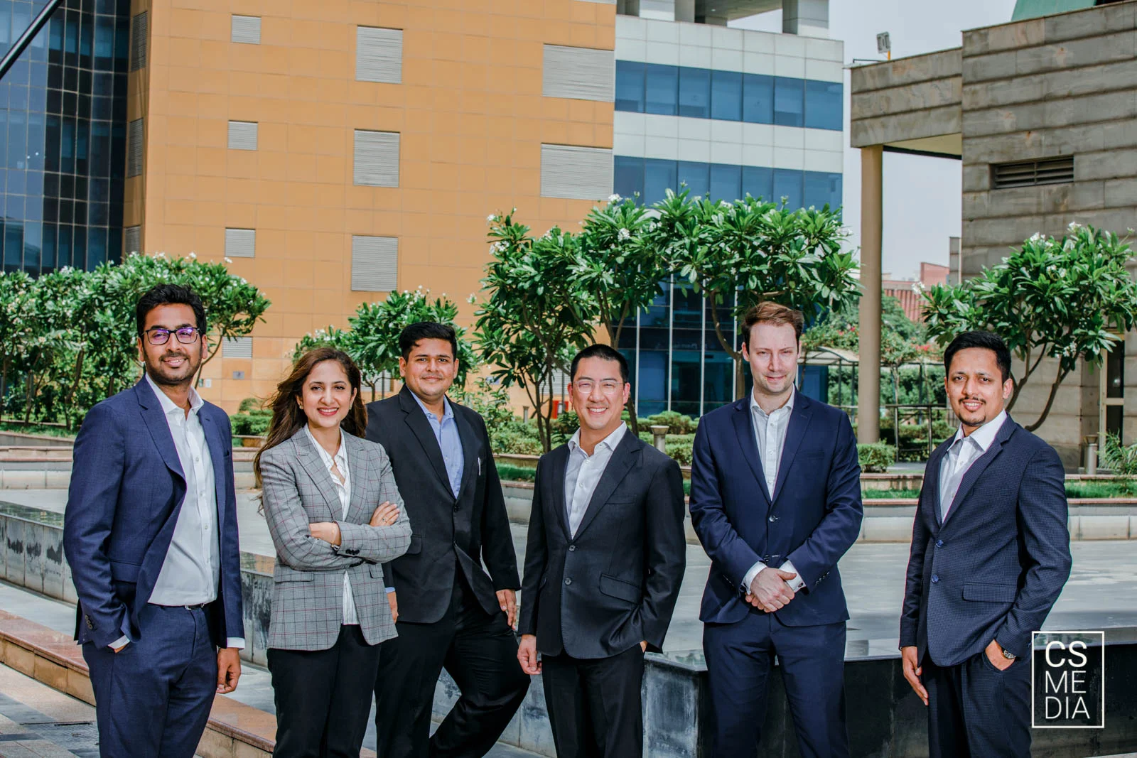 Corporate lifestyle photography Office photography gurgaon delhi mumbai editorial images magazines press release corporate team group shots photography 17 1