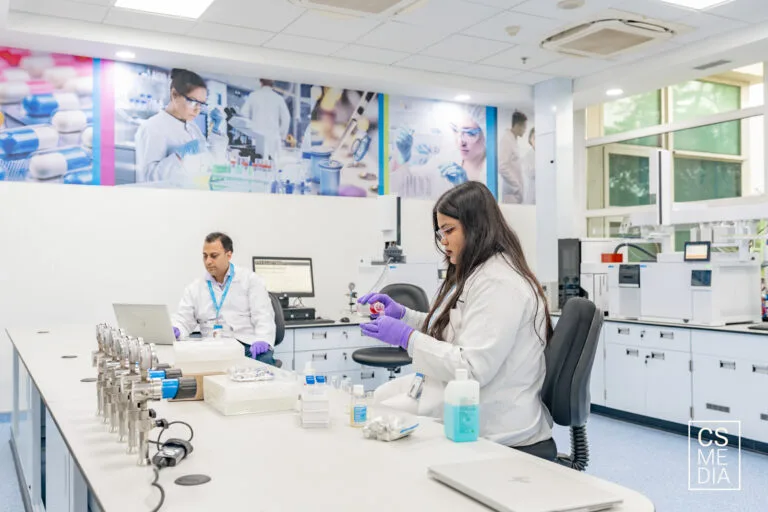 Why High-End Live Action Lab Explainers Beat Animation for Scientific Credibility