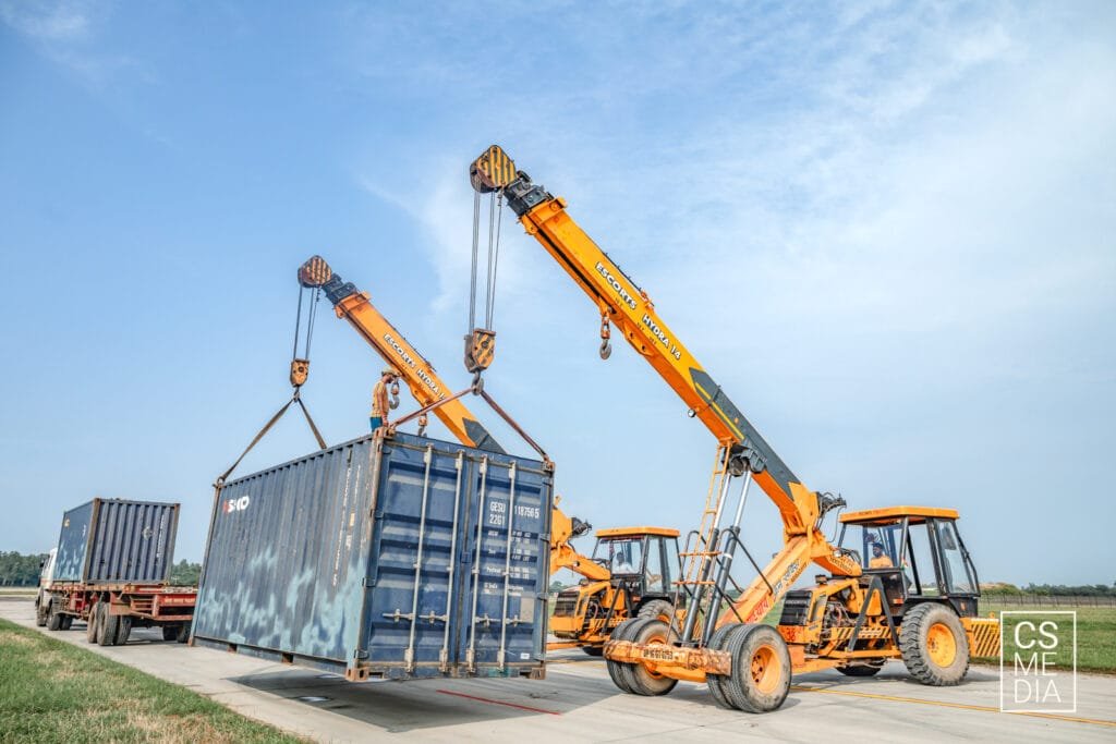 capturing bts of event booths and brand experiences