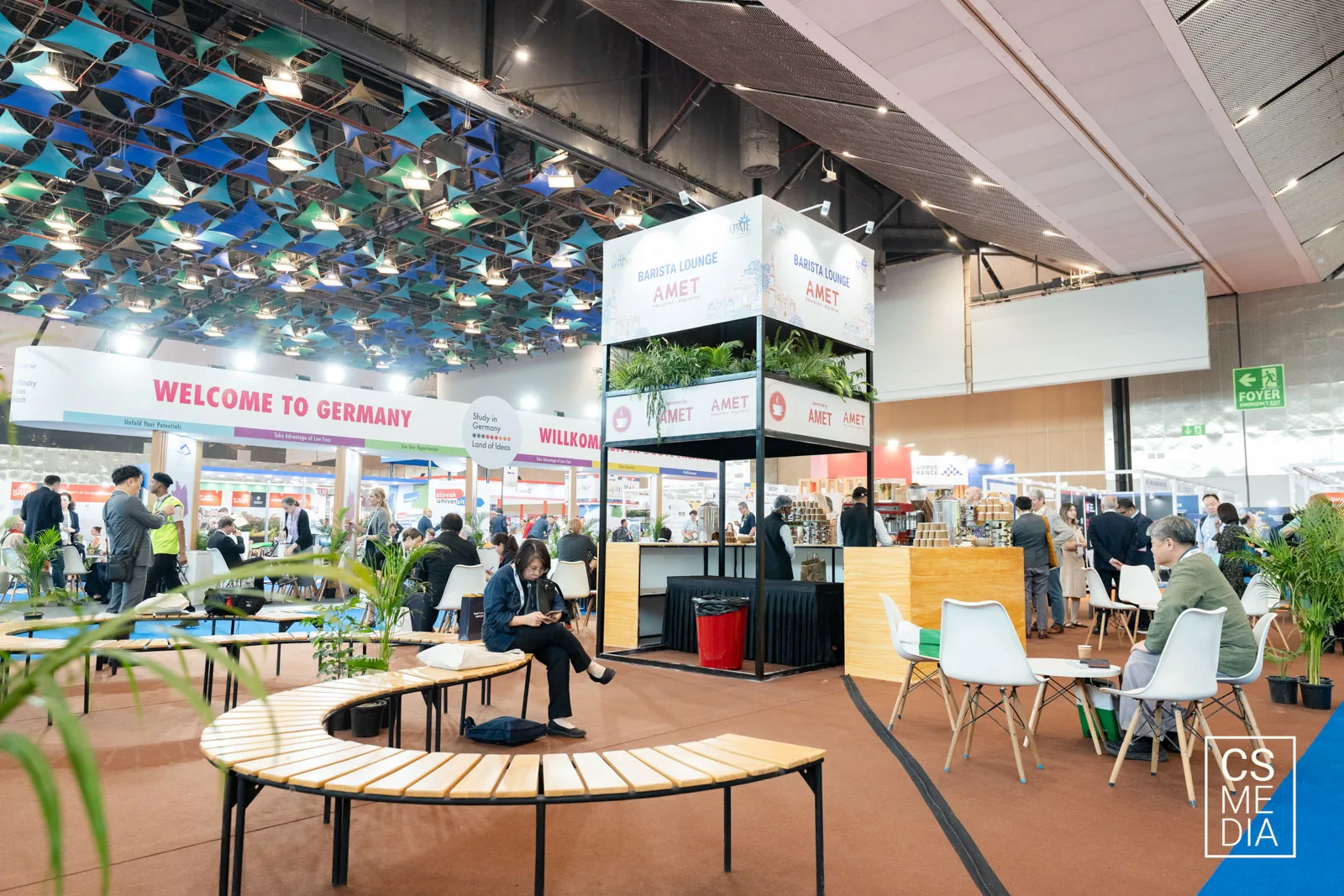 how to film a trade show stall 2